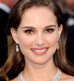 Natalie Portman named children's charity ambassador