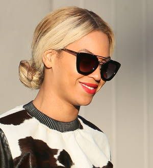 Beyonce heading to the top of the charts with surprise new album