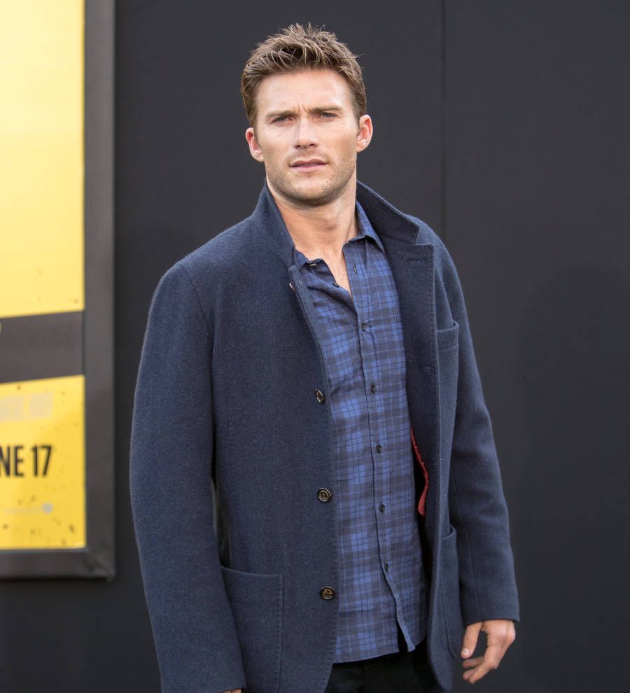 Scott Eastwood makes amends with father of late girlfriend