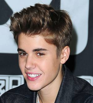 Justin Bieber files complaint against paparazzo