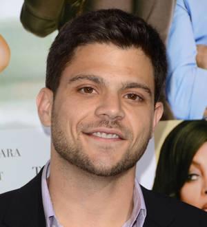 Jerry Ferrara sprains ankle playing basketball