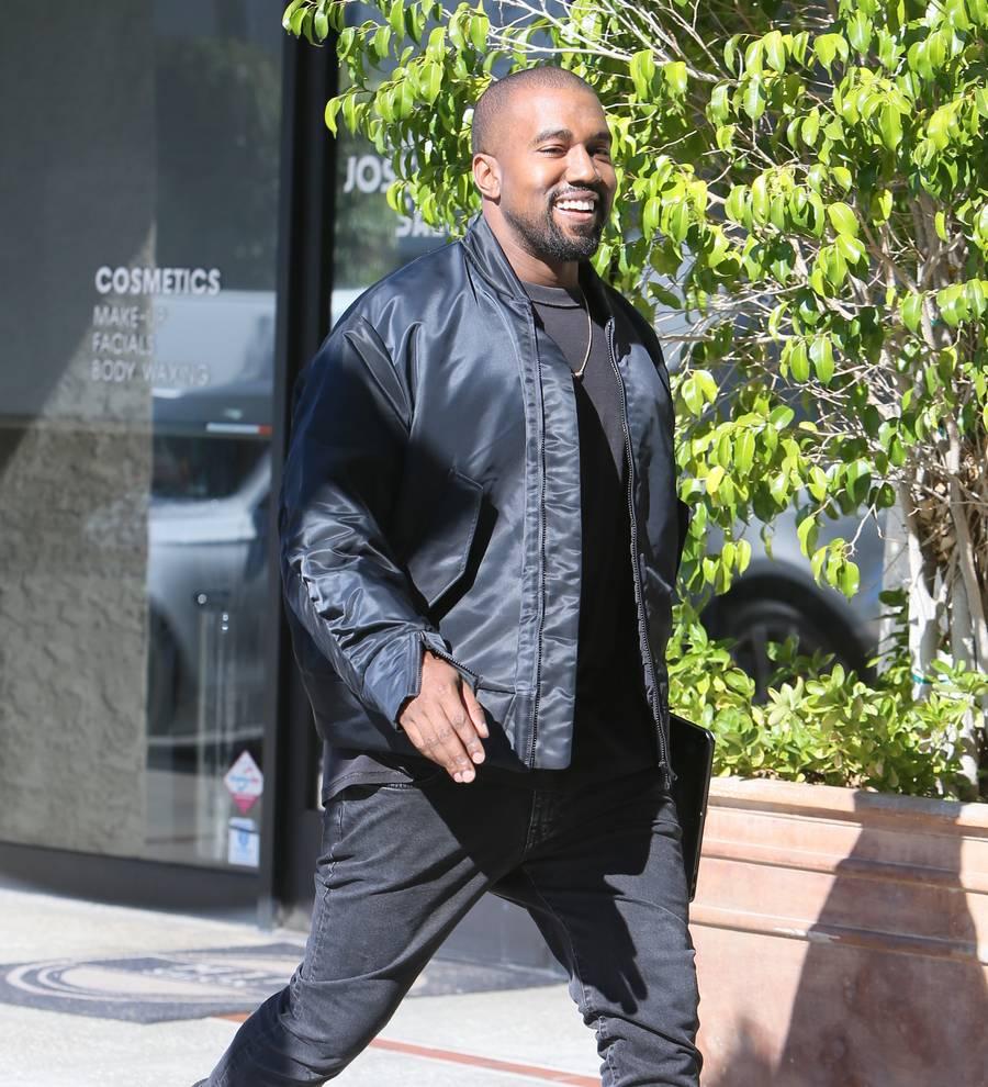 Kanye West debuting new album at Madison Square Garden fashion show