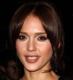Jessica Alba Gets 'tweeting'
