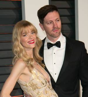 Jaime King urges fans to comment on nearly nude photo