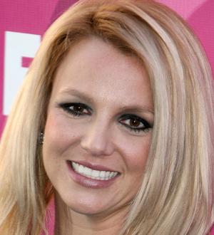 Britney Spears' manager livid with Glee bosses