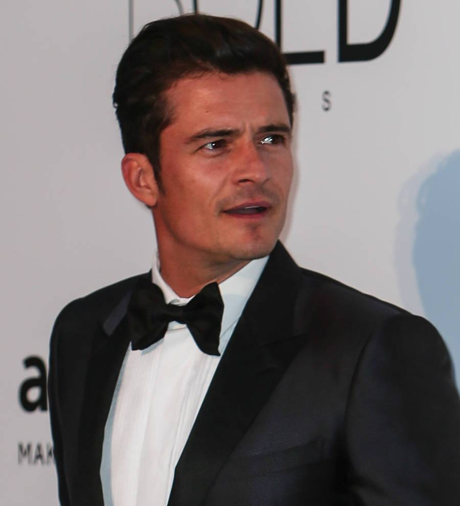 Orlando Bloom warned ex about 'embarrassing' naked pictures
