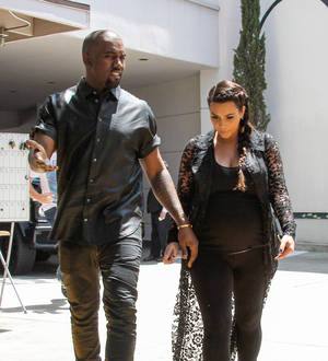 Kanye West selling New York bachelor pad