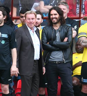 Russell Brand manages team for charity soccer match