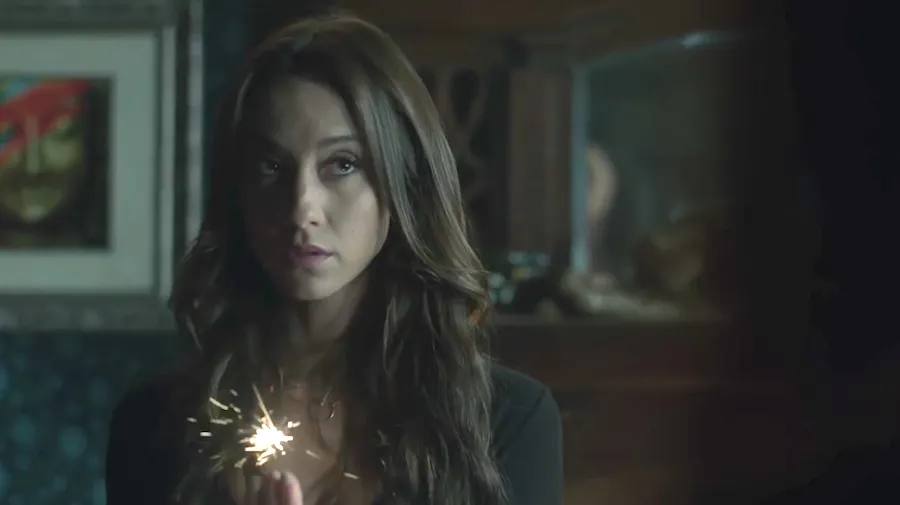 4 Reasons Why "The Magicians" is One of the Most Bingeable Shows on Netflix!
