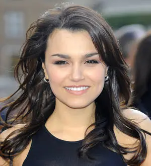 Samantha Barks splits from boyfriend