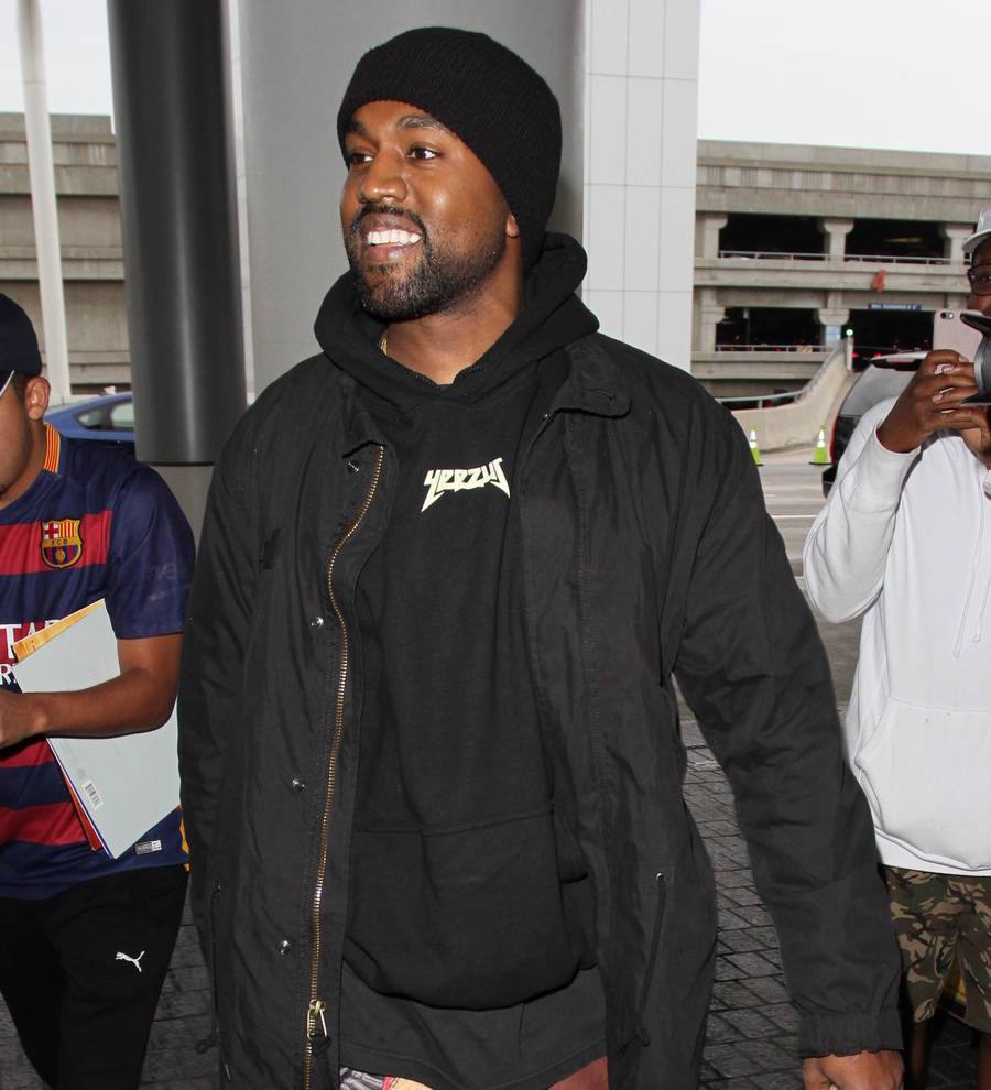 Kanye West's surprise show cancelled due to street chaos