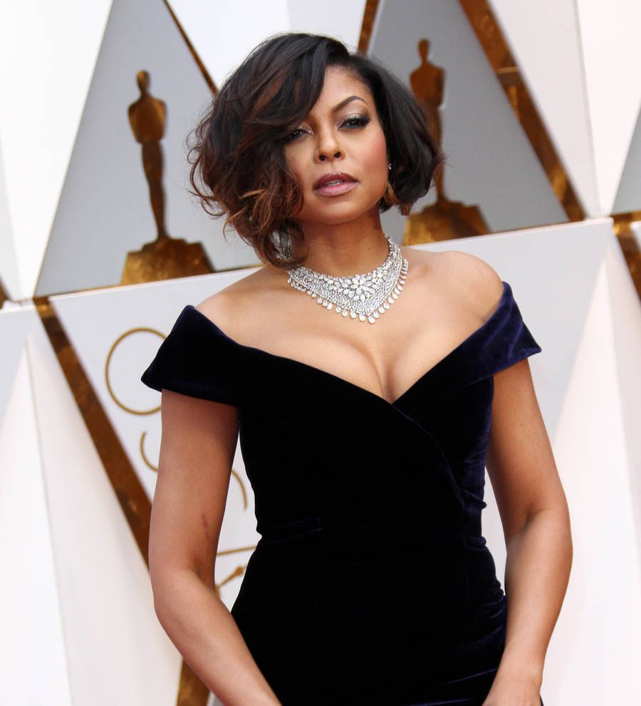 Taraji P. Henson 'vibes out' while getting red carpet ready