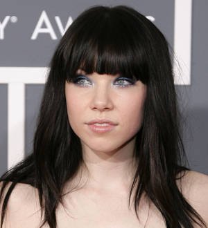Carly Rae Jepsen wins praise over gay rights protest