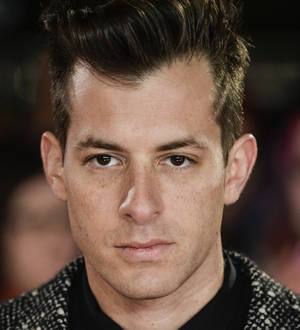 Mark Ronson besieged by bees during interview
