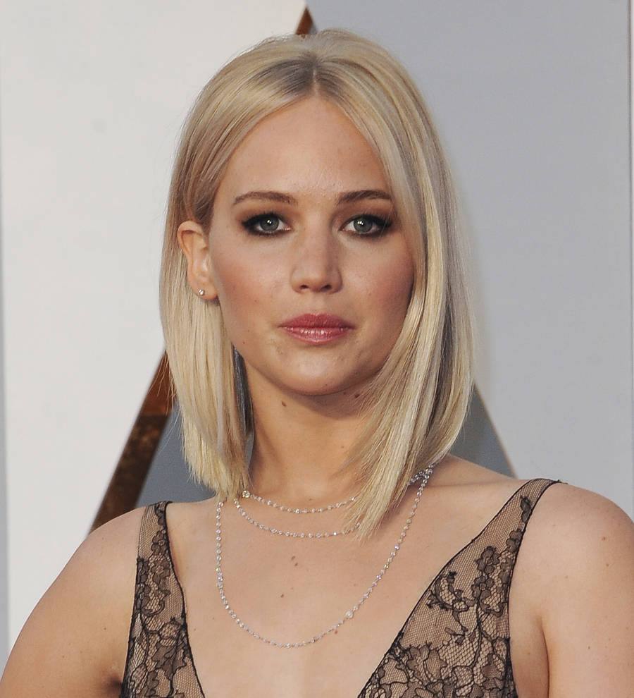 Jennifer Lawrence is favorite for Betty Pack biopic