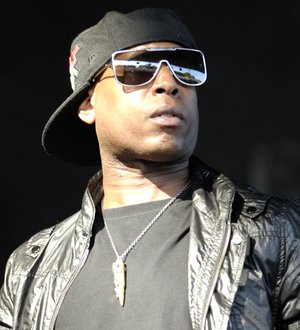 Rapper Kweli joins Wall Street protest to help 'spread the information'