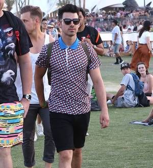 Joe Jonas helps fan win student council election