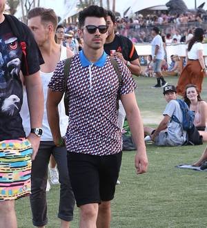Joe Jonas helps fan win student council election