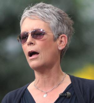 Jamie Lee Curtis puckers up for TV smooch with first boyfriend