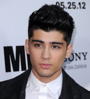 Zayn Malik thanks fans for support after VMAs injury