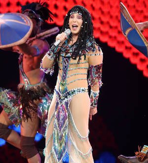 Cher cancels tour to recover from illness