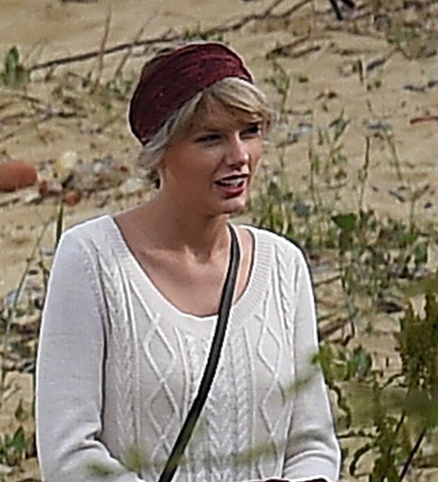 Taylor Swift trolled by Calvin Harris fans on Twitter