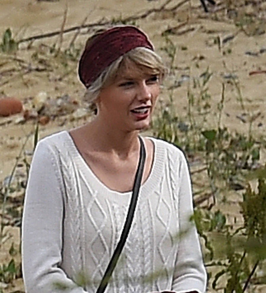 Taylor Swift trolled by Calvin Harris fans on Twitter