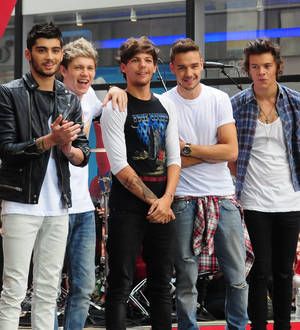 One Direction to perform at EastEnders pub for charity telethon