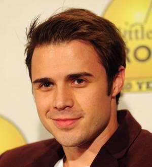 Kris Allen to undergo more wrist surgery
