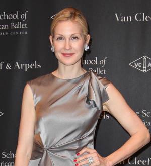 Kelly Rutherford's lengthy custody battle leaves her struggling financially