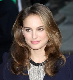 Natalie Portman Given Animal-Friendly Dior Shoes