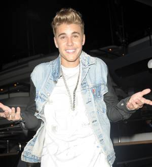 Justin Bieber's neighbours step up security - report