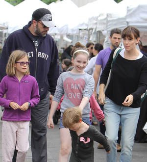 Ben Affleck and Jennifer Garner jet off on family vacation