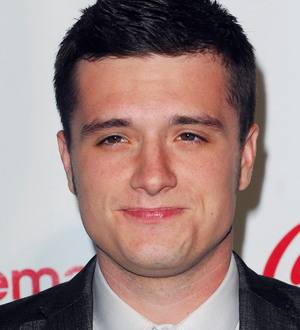 Josh Hutcherson's nose job down to deviated septum