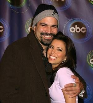 Eva Longoria set to reunite with Ricardo Chavira onscreen