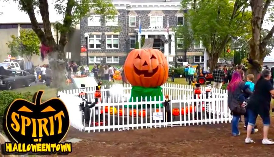 Halloweentown Comes to Life!