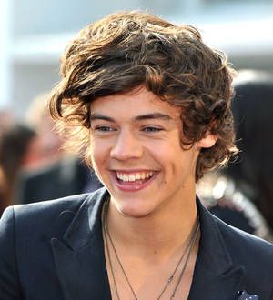 Harry Styles won't date a woman older than his mother
