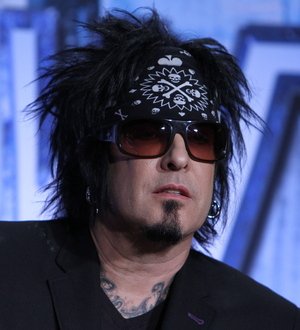 Nikki Sixx's grandfather battling cancer