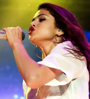 Selena Gomez: 'Gig tears were not for Bieber'