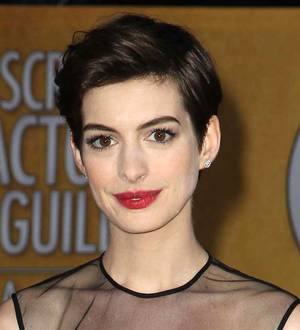 Anne Hathaway: 'I am unemployed'