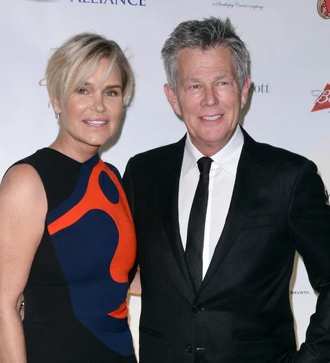 Yolanda Foster files for divorce