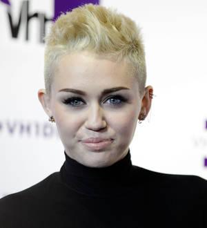 Miley Cyrus disgusted with sick Bieber cutting campaign