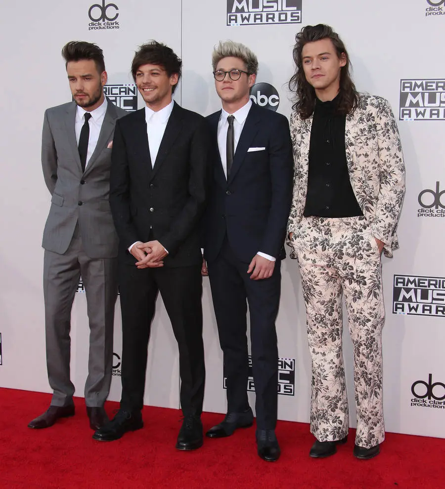 One Direction fans hopes raised then dashed over reunion