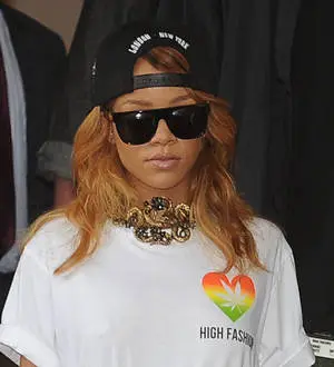 Anti-drugs group takes aim at Rihanna over joint pictures