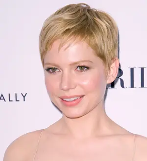 Michelle Williams accepts single life