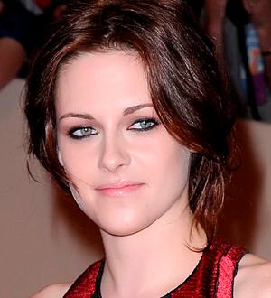 Kristen Stewart lands top award at Milan Film Festival