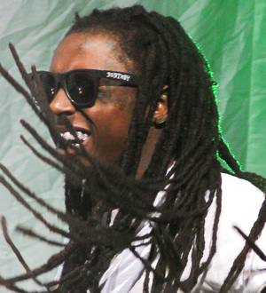 Lil Wayne suffers second mid-air medical emergency