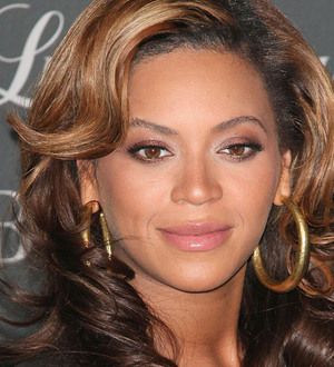 New father demands apology from Beyonce and Jay-Z