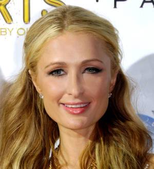 Egyptian prankster plays terrifying mid-air joke on Paris Hilton