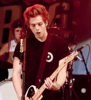 5 Seconds Of Summer's Michael Clifford misses concert after losing passport